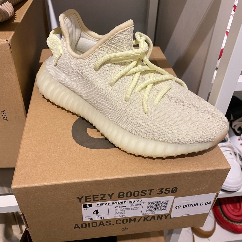 Yeezy 350 - Butter